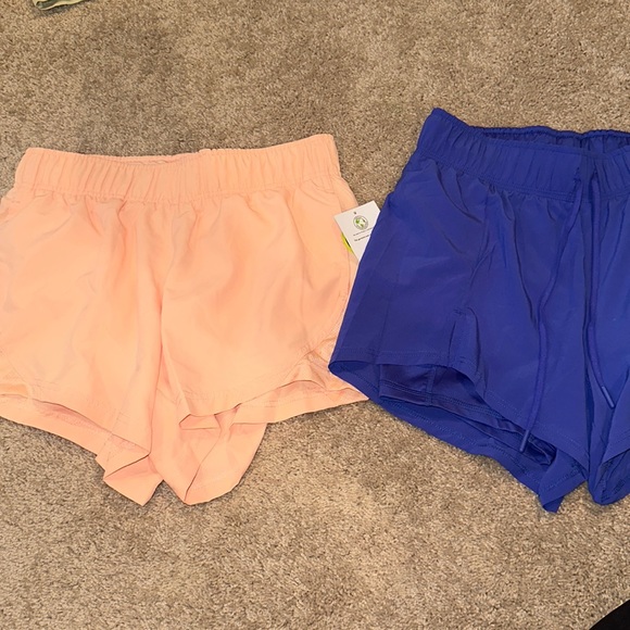 Bundle of two athletic shorts - Picture 1 of 3